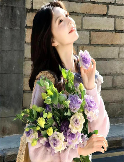 我的老师美如妖_黄色象征什么_九色腾只为高清而